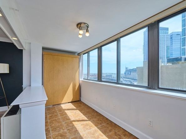 6 Whittier Place 10H, Boston MA 02114