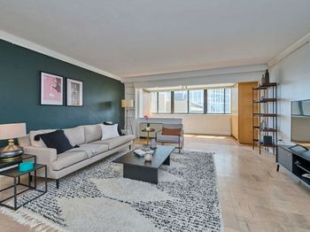 6 Whittier Place