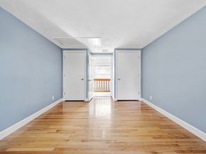 655 Central St, Holliston MA 01746