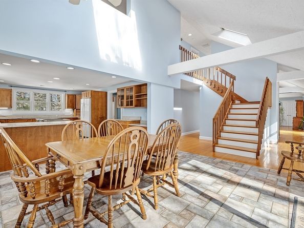 655 Central St, Holliston MA 01746