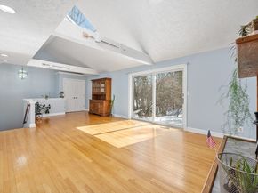 655 Central St, Holliston MA 01746
