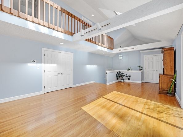 655 Central St, Holliston MA 01746