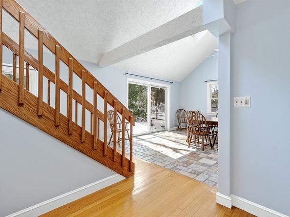 655 Central St, Holliston MA 01746