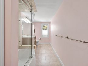 655 Central St, Holliston MA 01746