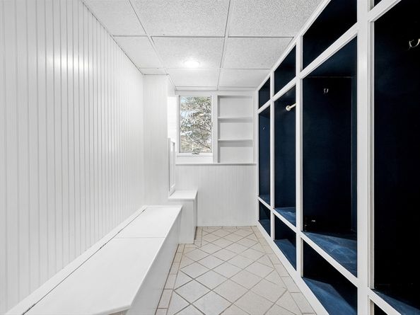655 Central St, Holliston MA 01746