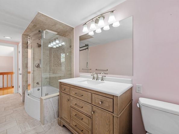 655 Central St, Holliston MA 01746
