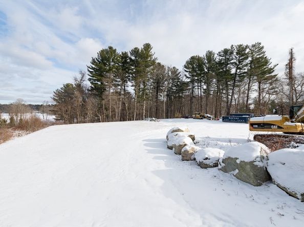 154 Newton Street, Weston MA 02493