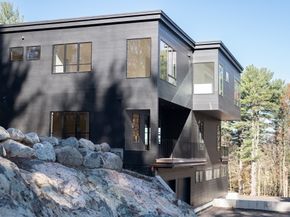 154 Newton Street, Weston MA 02493