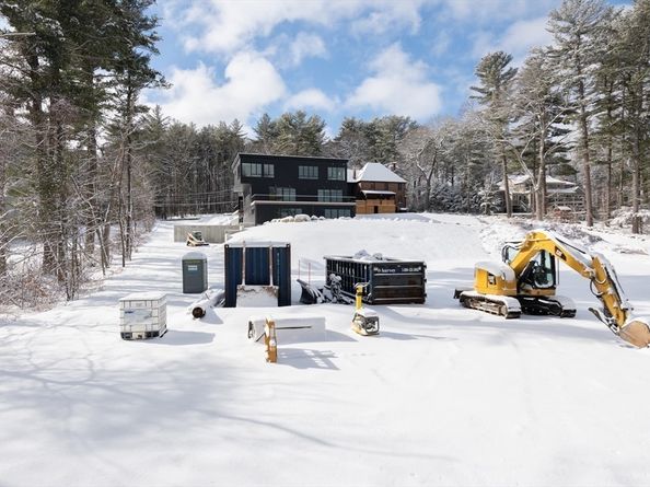 154 Newton Street, Weston MA 02493