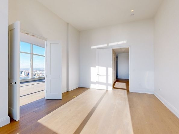 240 Devonshire Street 4906, Boston MA 02110