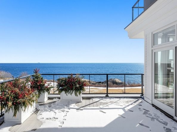 35 Littles Point Road S201, Swampscott MA 01907