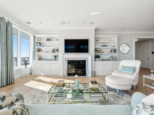 35 Littles Point Road S201, Swampscott MA 01907