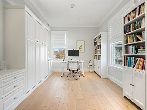35 Littles Point Road S201, Swampscott MA 01907