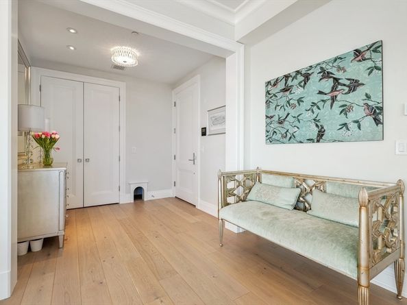 35 Littles Point Road S201, Swampscott MA 01907