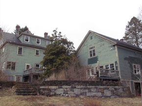 35 Leominster Road, Lunenburg MA 01462