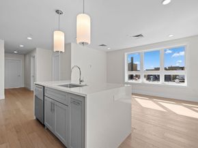 301 Border Street 603, Boston MA 02128