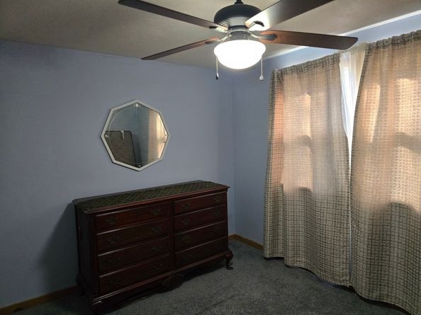68 Lake Shore Dr, West Brookfield MA 01585