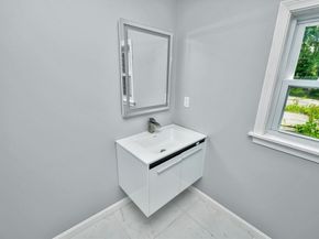 87 Summer St, Abington MA 02351