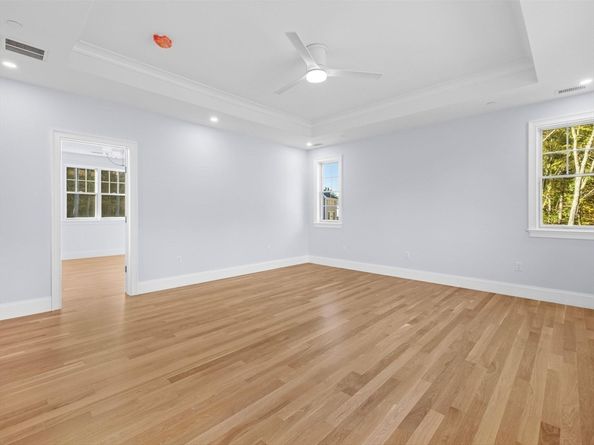 35 Lincoln Street, Hopkinton MA 01748