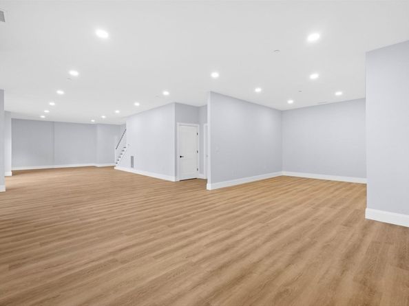35 Lincoln Street, Hopkinton MA 01748