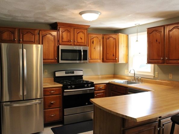 139 Wellman Ave. 139, Chelmsford MA 01863