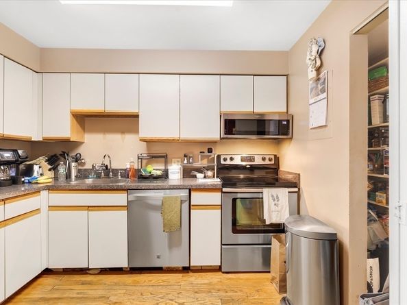 106 13th St 114, Boston MA 02129