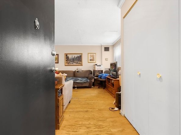 106 13th St 114, Boston MA 02129