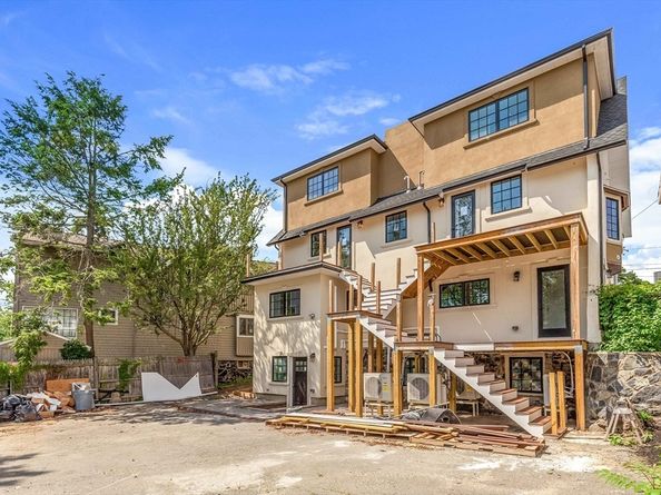 8 Crystal Street 2, Melrose MA 02176