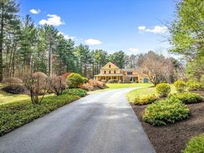 10 Pettees Pond Lane, Walpole MA 02081