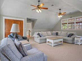 10 Pettees Pond Lane, Walpole MA 02081