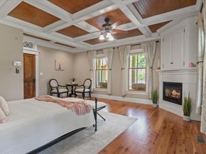 10 Pettees Pond Lane, Walpole MA 02081