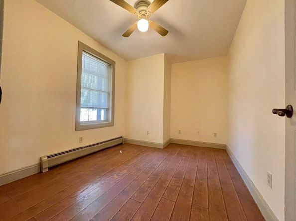 54 Hastings Rd, Spencer MA 01562