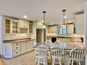 54 Hastings Rd, Spencer MA 01562