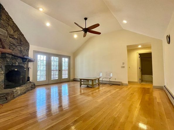 54 Hastings Rd, Spencer MA 01562