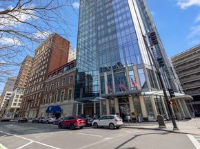 430 Stuart St 1601, Boston MA 02116