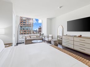 430 Stuart St 1601, Boston MA 02116