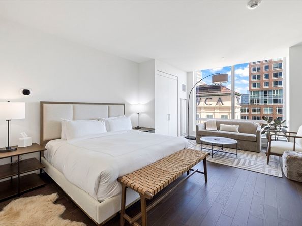 430 Stuart St 1601, Boston MA 02116