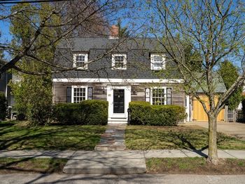 27 Fairway Dr