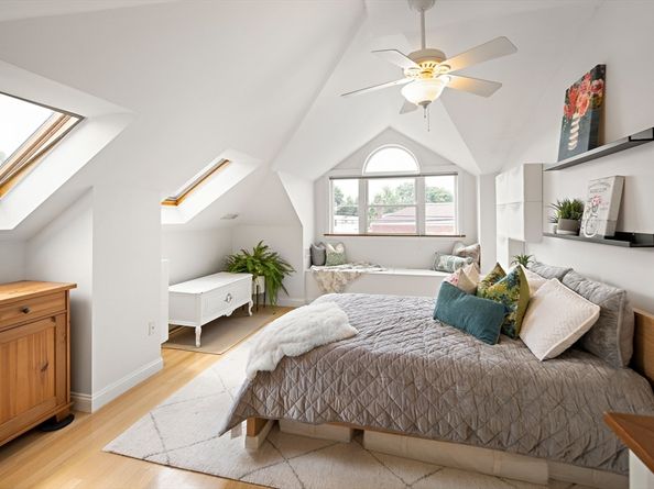 32 Harvard St 2, Waltham MA 02453