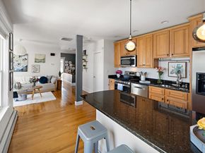 32 Harvard St 2, Waltham MA 02453