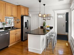 32 Harvard St 2, Waltham MA 02453