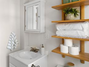 32 Harvard St 2, Waltham MA 02453
