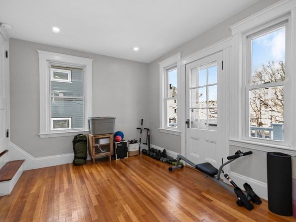 146 Kittredge Street 2, Boston MA 02131