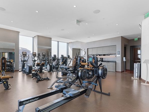 1 Dalton St 3108, Boston MA 02115
