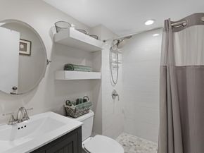 34 Glenvale Ave, Billerica MA 01821