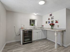 34 Glenvale Ave, Billerica MA 01821