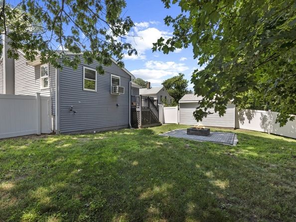 34 Glenvale Ave, Billerica MA 01821