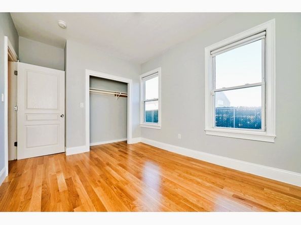 4-16 Humboldt Place, Boston MA 02127