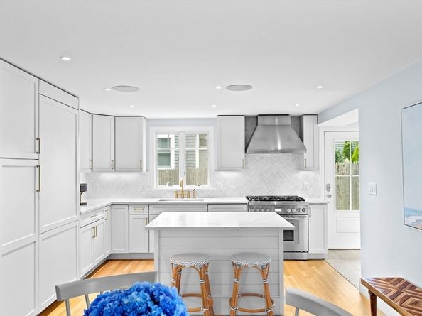 10 Otis Place, Scituate MA 02066