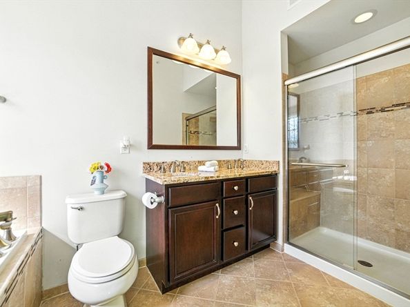 23 Moses Wheelock Ln 23, Westborough MA 01581